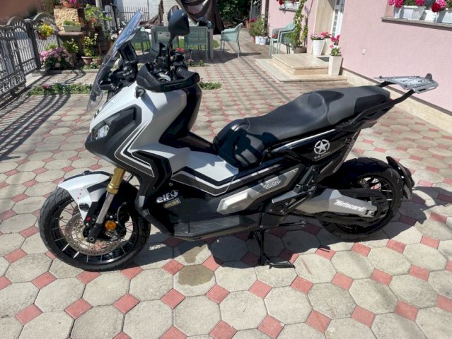 Honda XADV 750 Termignoni Givi Puig, 2018 god.