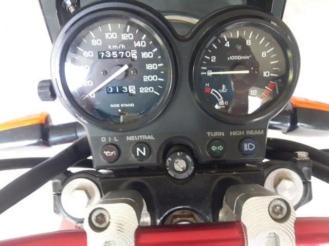 Honda cb 500 2000g.