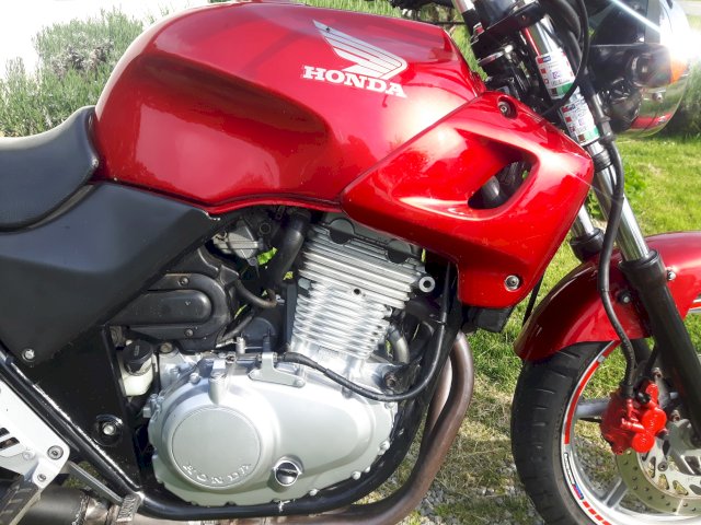 Honda cb 500 2000g.