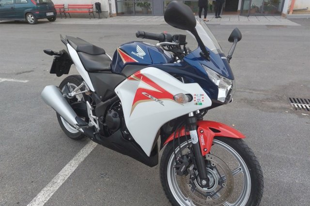 Honda cbr,250