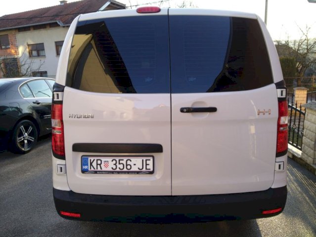Hyundai H-1 2,5 CRDi GLS
