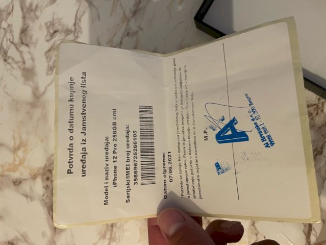 Iphone 12 PRO / 256 GB / garancija / bez tragova