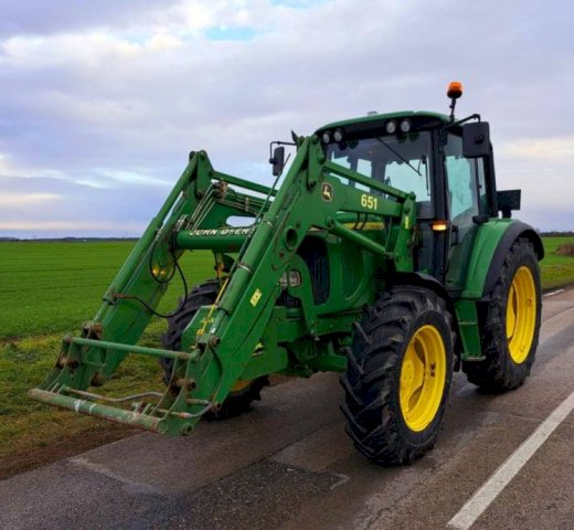 JOHN DEERE 6220 PREMIUM