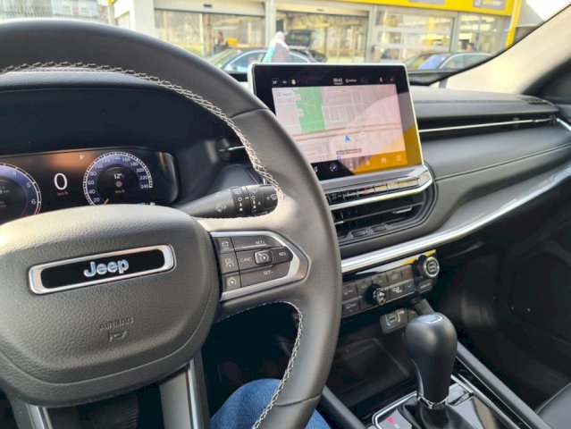 Jeep Compass 1.3 T4