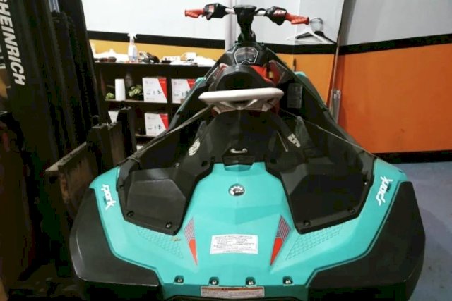 Jet ski★Sea-Doo★Spark TRIX 90 IBR★kao nov??