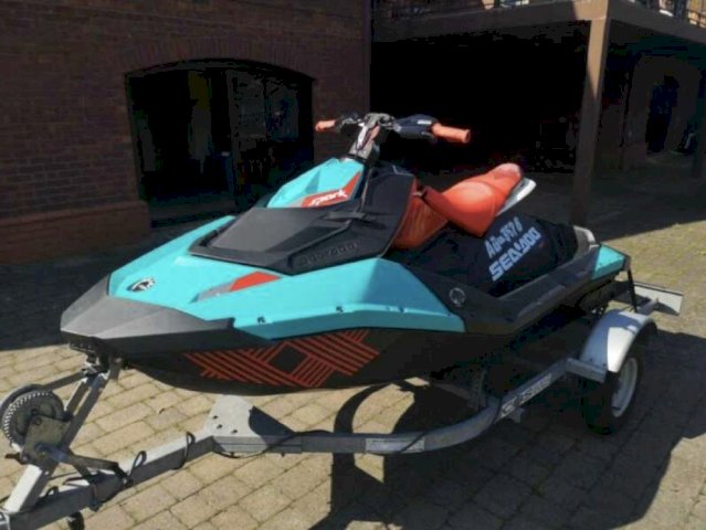 Jet ski★Sea-Doo★Spark TRIX 90 IBR★kao nov??