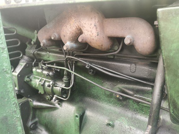 John Deere 2140 4x4 Sa Utovarivačem