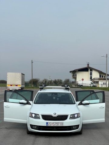 ŠKODA OCTAVIA 2.0TDI TOP STANJE, SERVISNA.