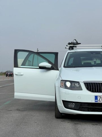 ŠKODA OCTAVIA 2.0TDI TOP STANJE, SERVISNA.