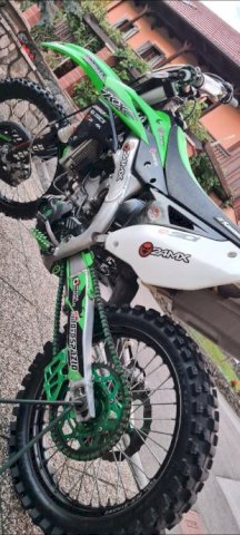Kawasaki KXF 250 cm3, 2015 god.