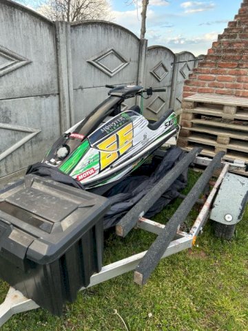 Kawasaki SXR 800