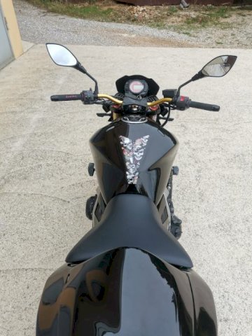 Kawasaki Z1000 1000 cm3, 2003 god.