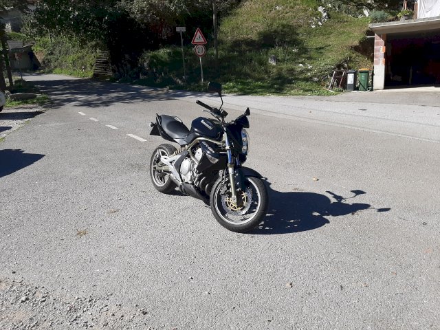 Kawasaki er6n