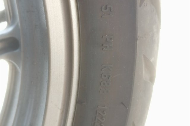 Kawasaki er-6f