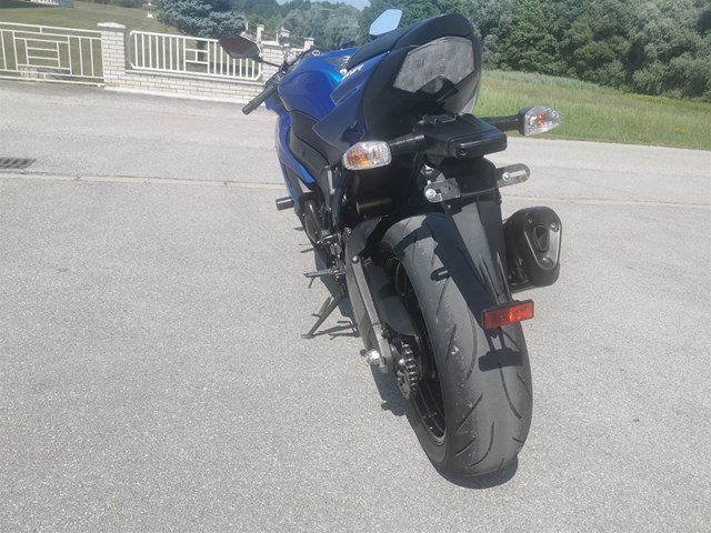 Kawasaki zx6r