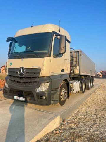 Kempf 28m3 Poluprikolica alu+plastika, 2012 god.