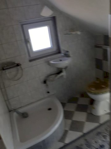 Kuća 75 m2 i 1288 m2 građevinsko zemljište