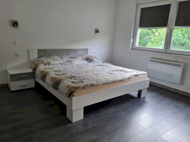 Kuća: Karlovac, 153 m2