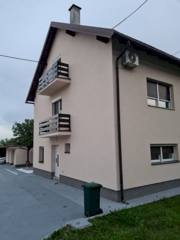 Kuća: Karlovac, 153 m2
