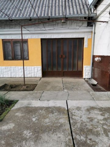 Kuća: Tenja, prizemnica, 80.00 m2