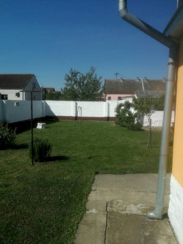 Kuća: Tenja, prizemnica, 80.00 m2