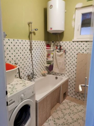 Kuća: Tenja, prizemnica, 80.00 m2