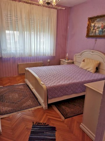 Kuća: Tenja, prizemnica, 80.00 m2