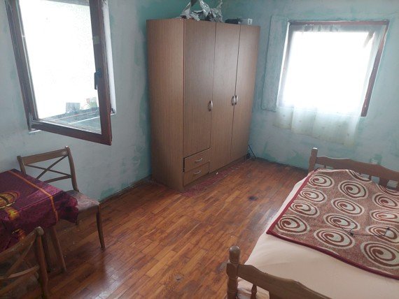 Kuca u orolik,moguca zamijena za drugu