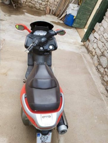 Kymco Xciting 500 498 cm3, 2005 god.