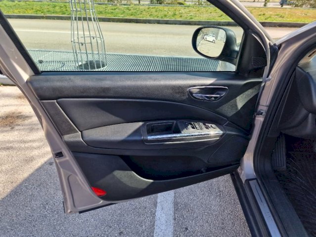 Lancia Delta 1,6 jtdm Selectronic