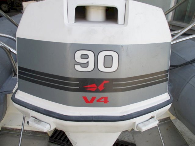 MAESTRAL HF80 + JOHNSON 90 + TRAJLER