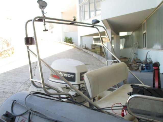 MAESTRAL HF80 + JOHNSON 90 + TRAJLER