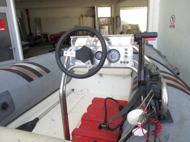 MAESTRAL HF80 + JOHNSON 90 + TRAJLER