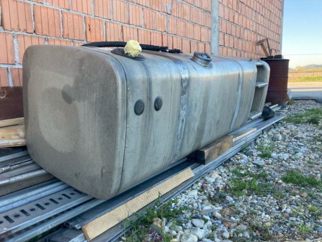 MAN TGX EURO5/EEV ,REZERVAR SA AD BLU