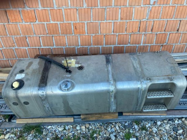 MAN TGX EURO5/EEV ,REZERVAR SA AD BLU