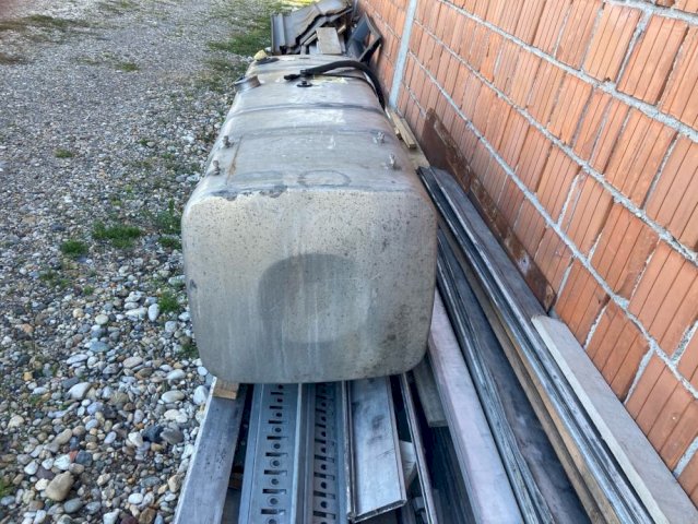 MAN TGX EURO5/EEV ,REZERVAR SA AD BLU