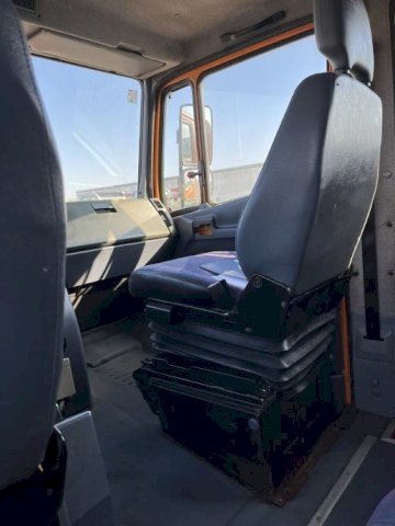 MERCEDES VARIO 614D, 2002 god.