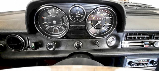 MERCEDES W115