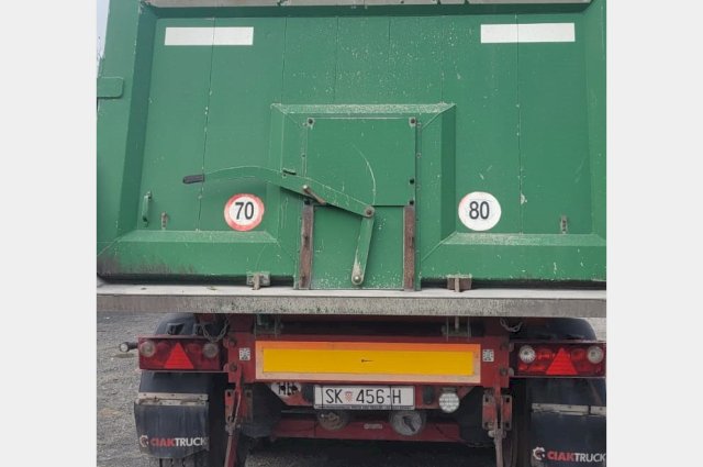 Man tgx i poluprikolica Kempf