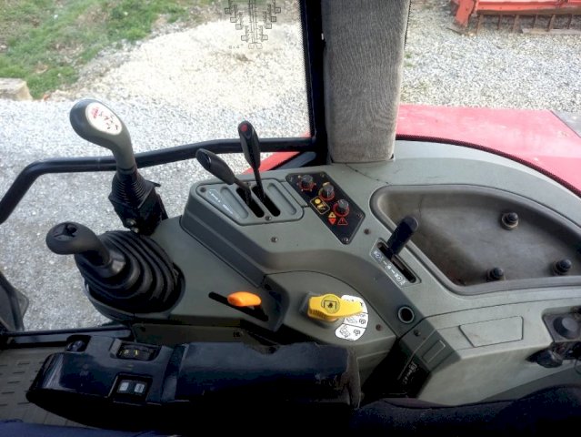 Massey Ferguson 6255