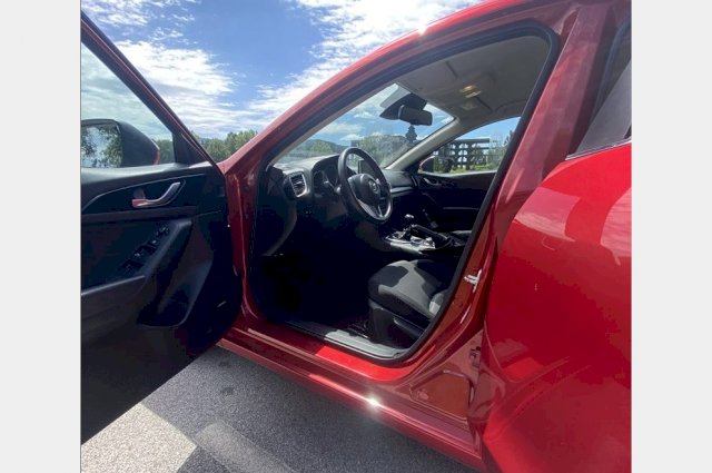 Mazda 3 2.2 D, SkyActive