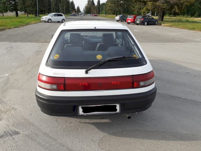 Mazda 323 L