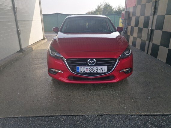 Mazda 3 Skyactiv 2018g