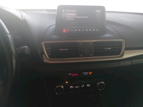 Mazda 3 Skyactiv 2018g