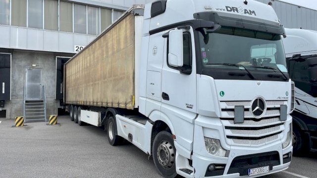 Mercedes 1848, 2013 god.