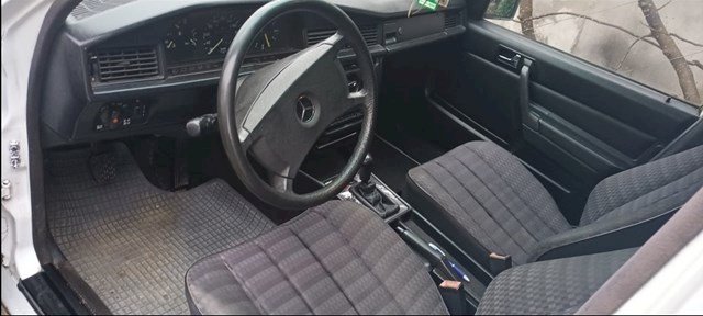 Mercedes 190 d