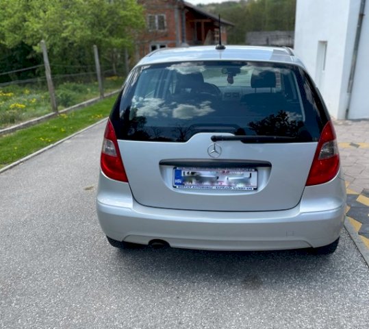 Mercedes A 180