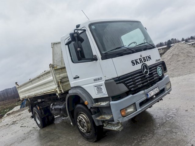 Mercedes Atego 1823, 2002 god.