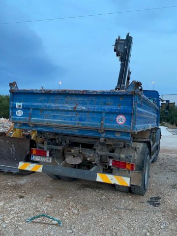 Mercedes Atego 1823 Kiper/kran, 2000 god.
