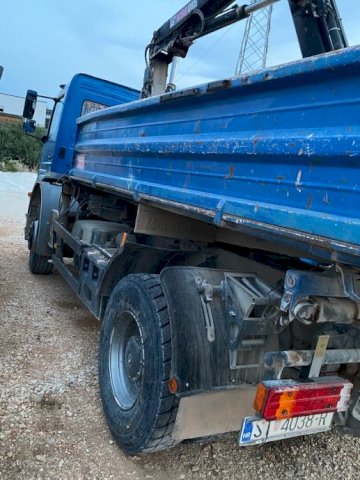 Mercedes Atego 1823 Kiper/kran, 2000 god.